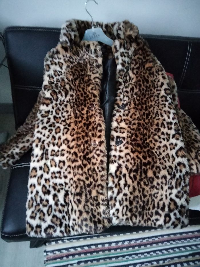 Veste fausse fourrure