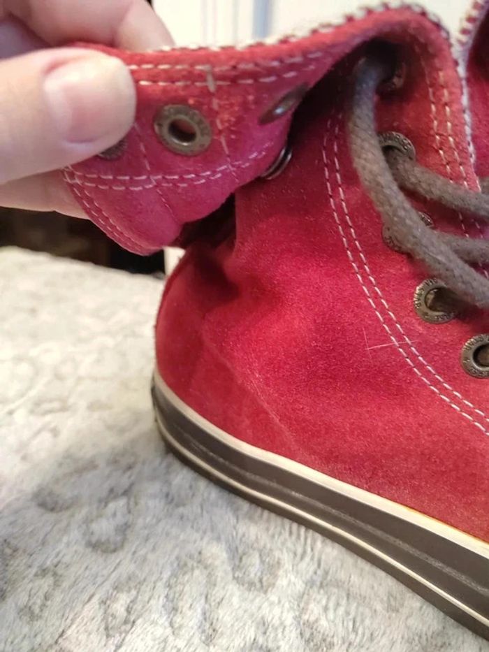 Converse Hautes Pointure 37 rouge et marron - photo numéro 6