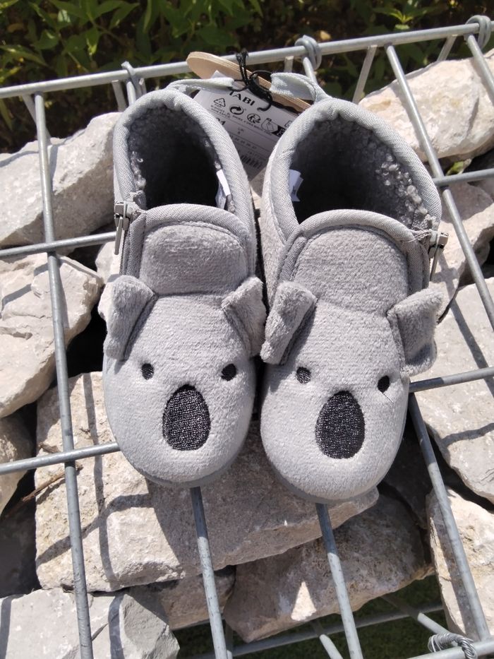 Chaussons Kiabi taille 21