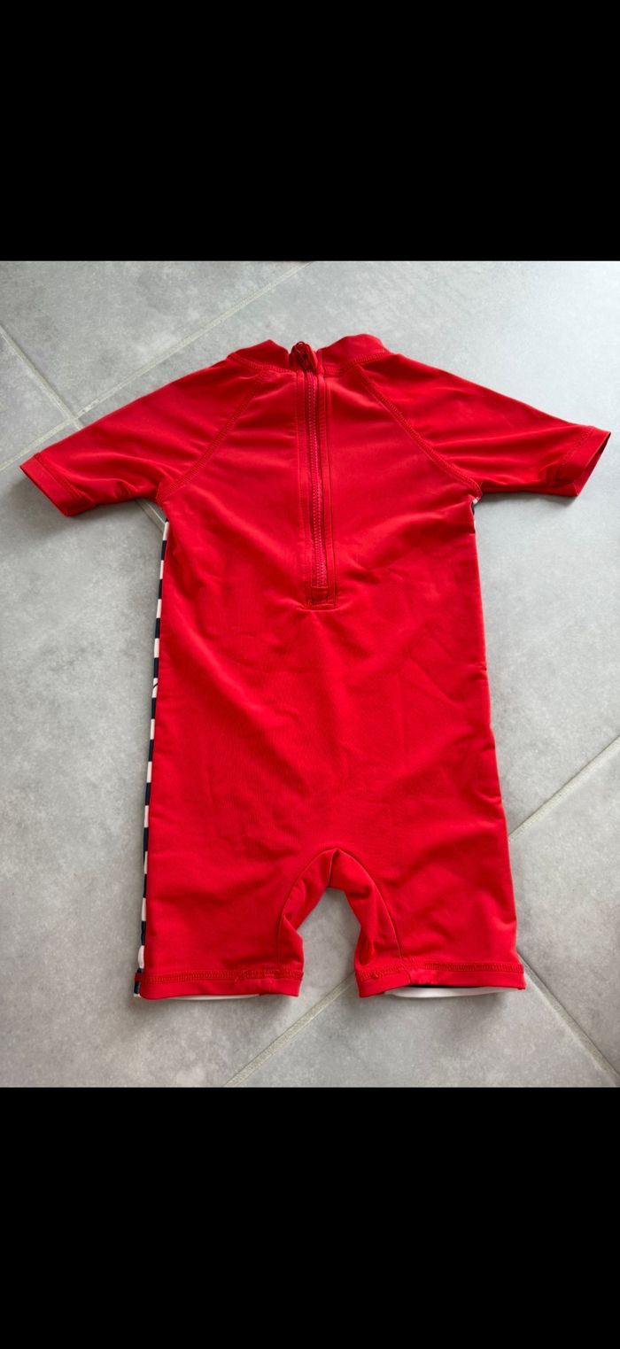 Combinaison de bain Mickey avec casquette - photo numéro 8