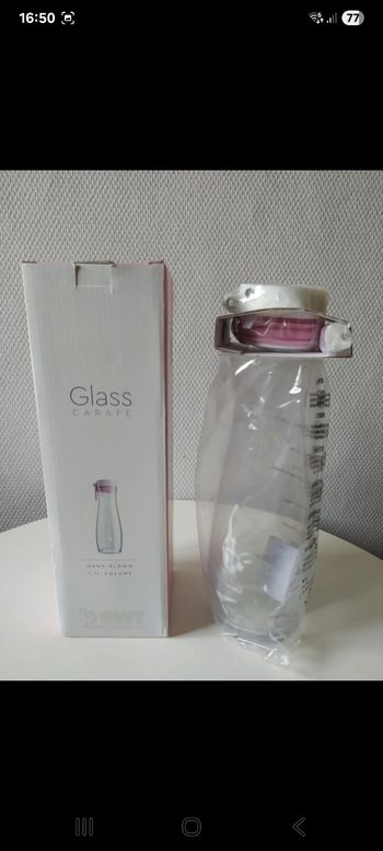 Superbe carafe en verre soufflé Glass BWT neuve