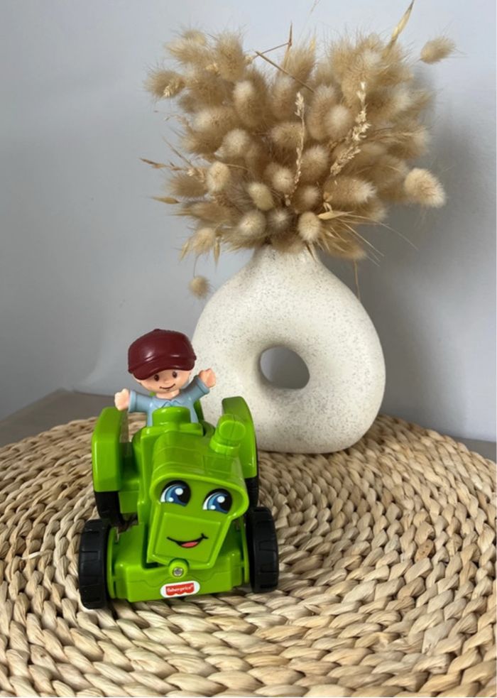 Tracteur et fermier Little people/ Fisher Price - photo numéro 3