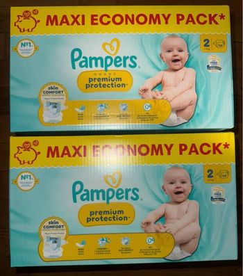 2 cartons de couches taille 2 