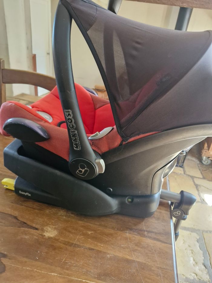 Base isofix + coque maxi cosy - photo numéro 9