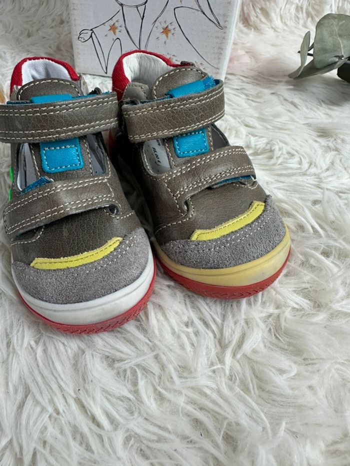 Paire de sandales Babybotte taille 20 - photo numéro 3