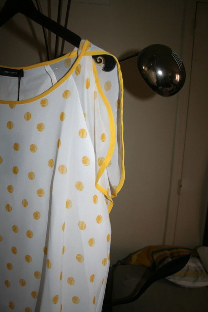 🌸Top Blanc et jaune Modèle Janefon Taille 42 Cop Copine 2023 🌸 - photo numéro 2