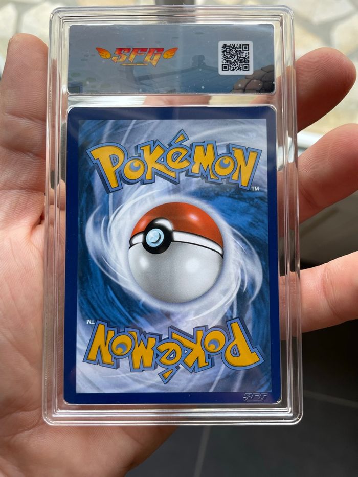 Pokémon carte gradée Draco AR 151 Fr SFG 9 - photo numéro 2