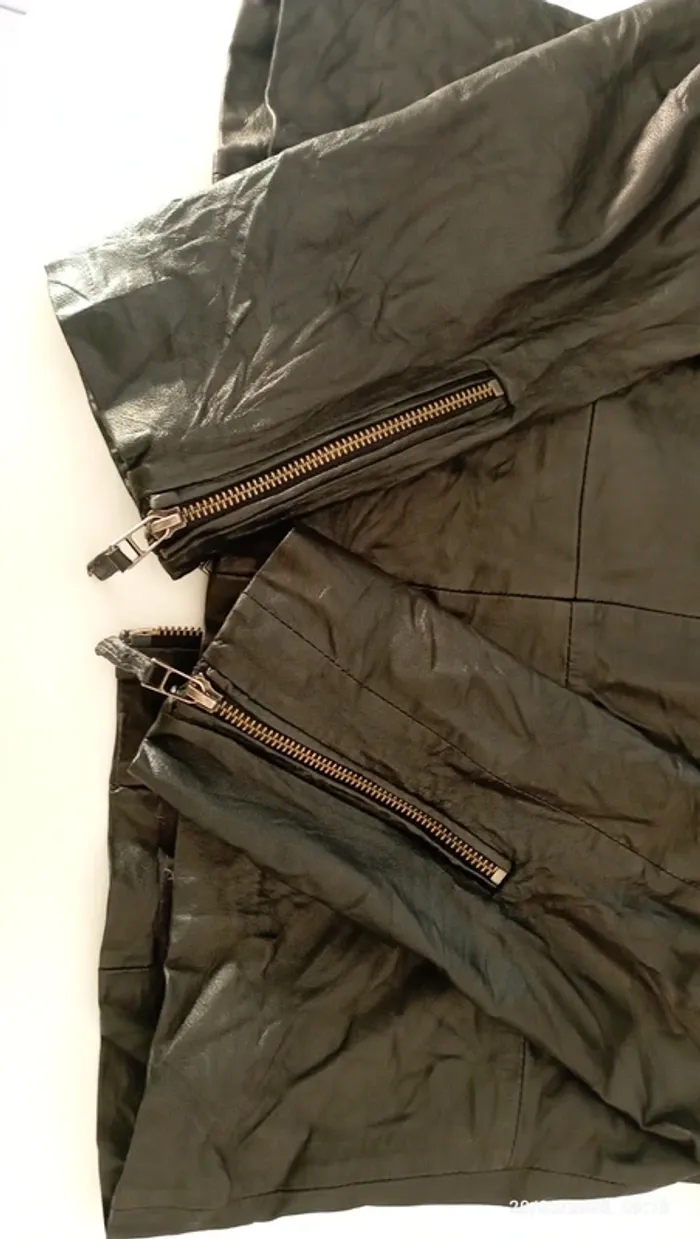 Veste en cuir taille 42 - photo numéro 4