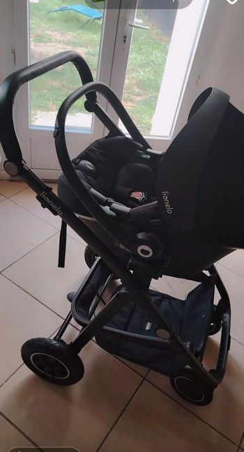 Poussette trio casi neuve
