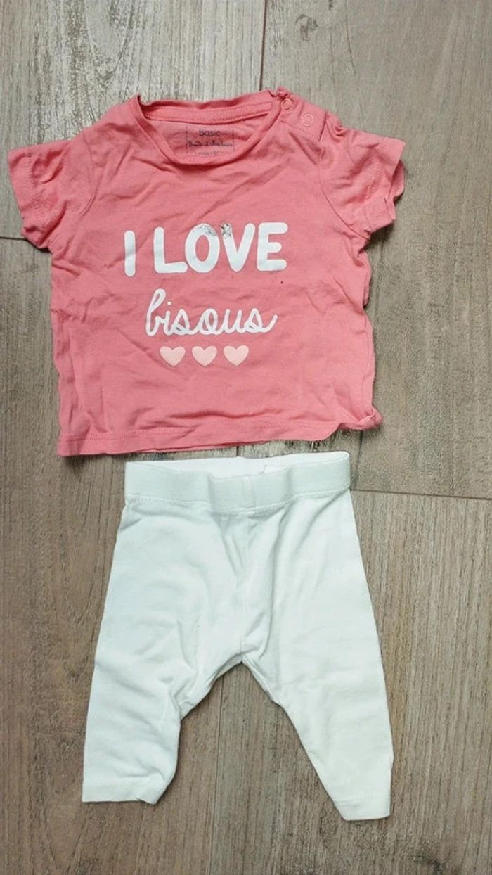 Ensemble t-shirt et legging 3 mois