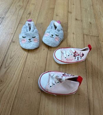 Lot de chaussons bébé