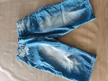 Bermuda jean taille 8ans 