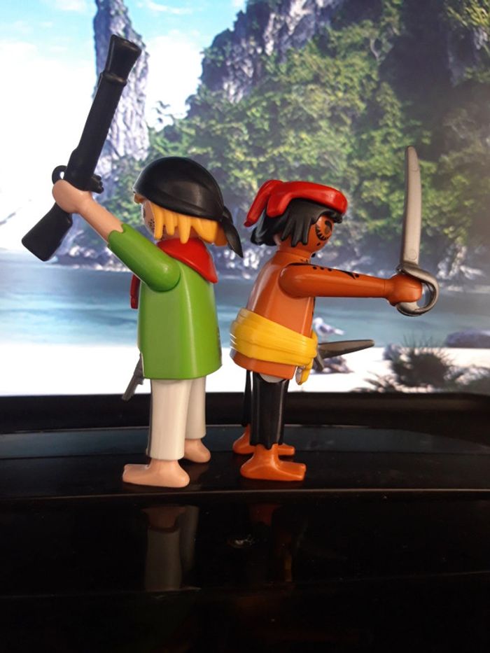 Playmobil 70493 2 Pirates du set Barque des pirates avec requin-marteau - photo numéro 6