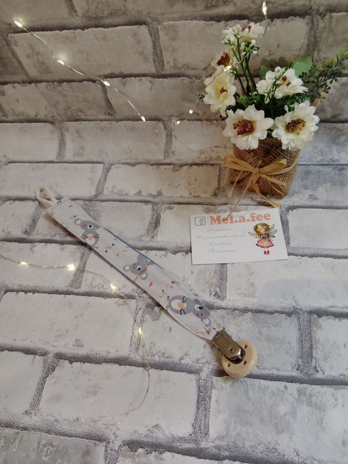 Attache tétine personnalisée - photo numéro 2