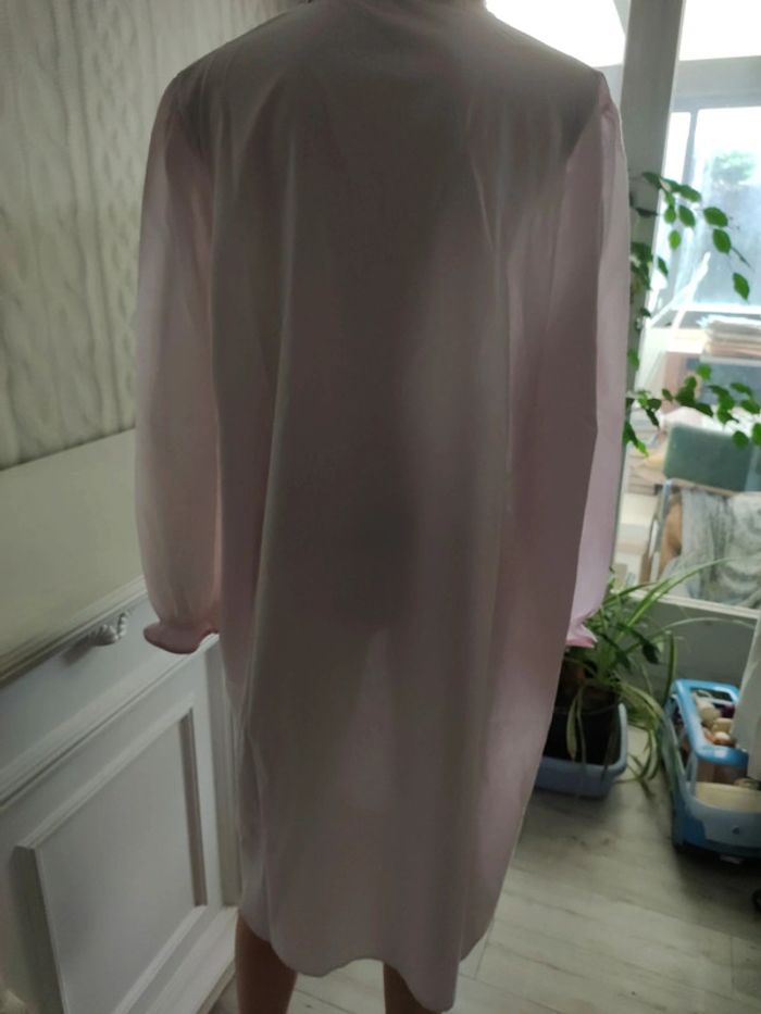Chemise de nuit rose broderies - photo numéro 10