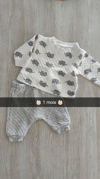 Ensemble taille 1 mois