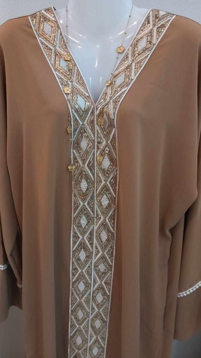 Abaya  robe longue Pailletée en soie de Médine