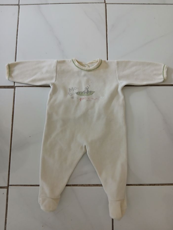 Pyjama 1 piece gsrcon d hiver taille 6 mois marque petit  bateau tres bonne etat - photo numéro 5