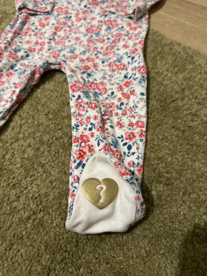 Pyjama guess - photo numéro 4