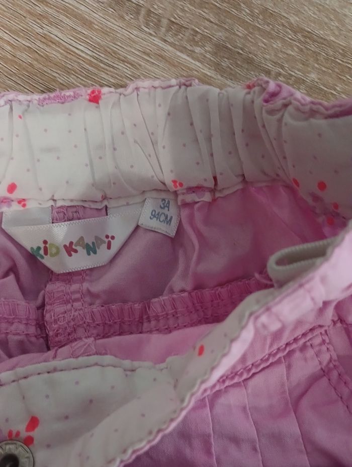 Lot 3 shorts + 1 jean fille 3 ans - photo numéro 5