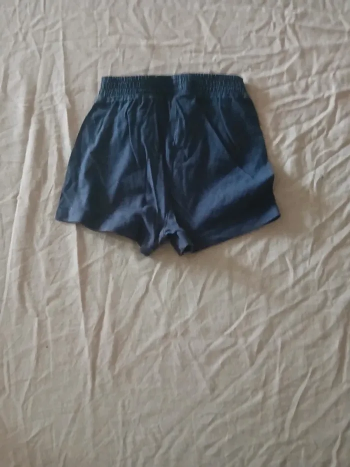 Short 12 mois - photo numéro 3