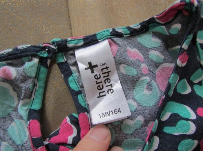 T-shirt C&A 12/14 ans - photo numéro 3