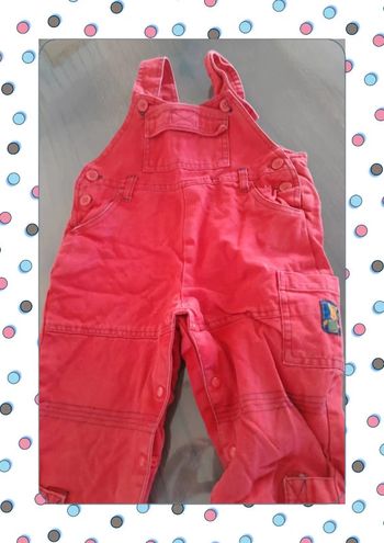 Salopette rouge 18 mois Pratique et craquante