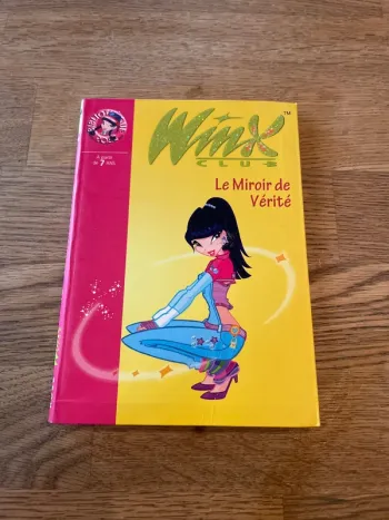 Livre La bibliothèque Rose Winx Club Numéro 18 Le miroir de vérité