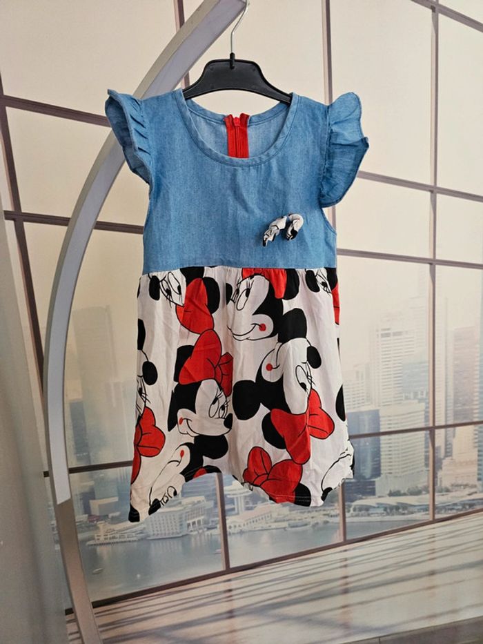 Robe minnie taille 4 ans