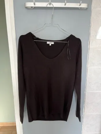 Pull noir