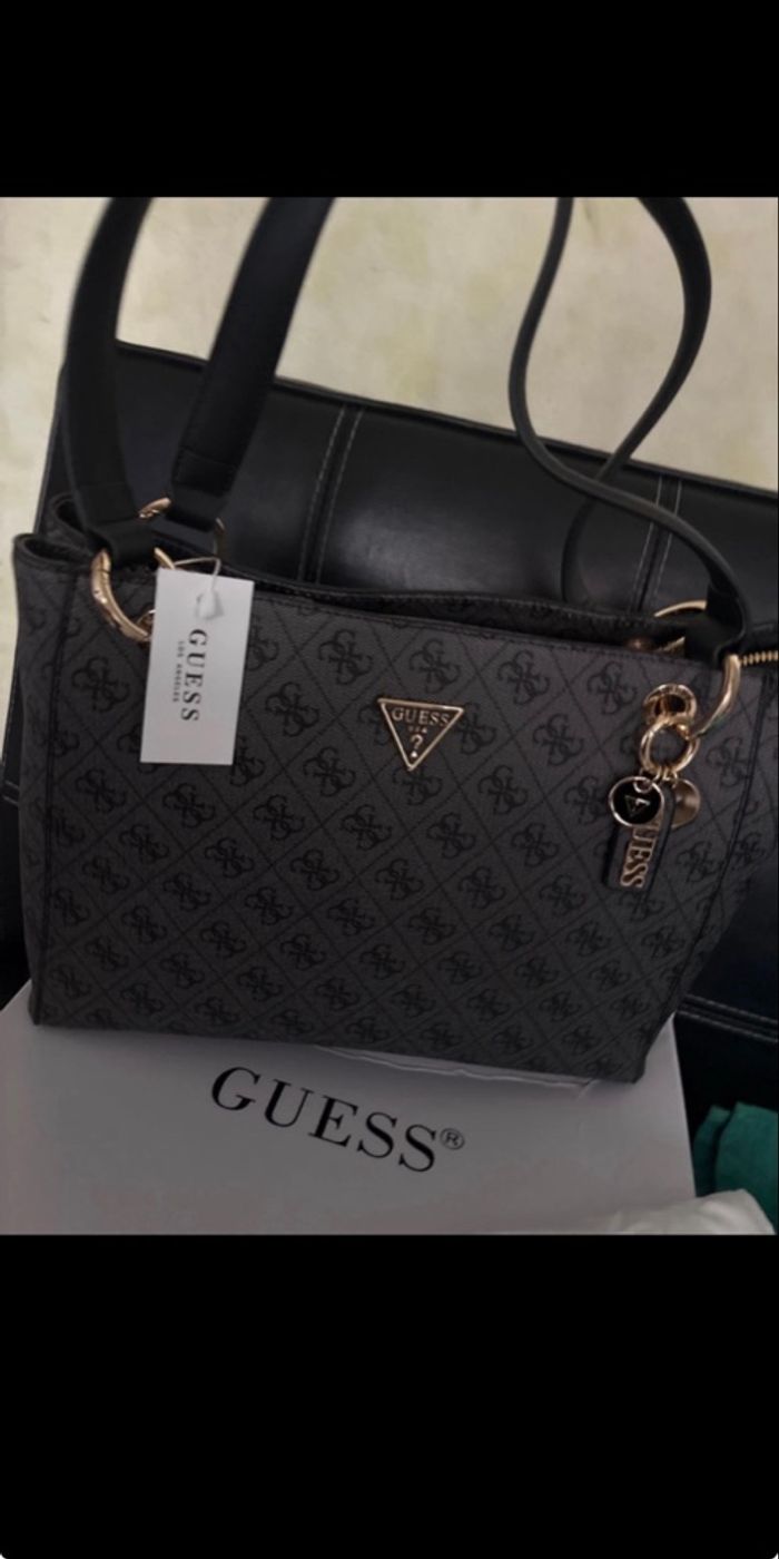 Sac GUESS - photo numéro 3