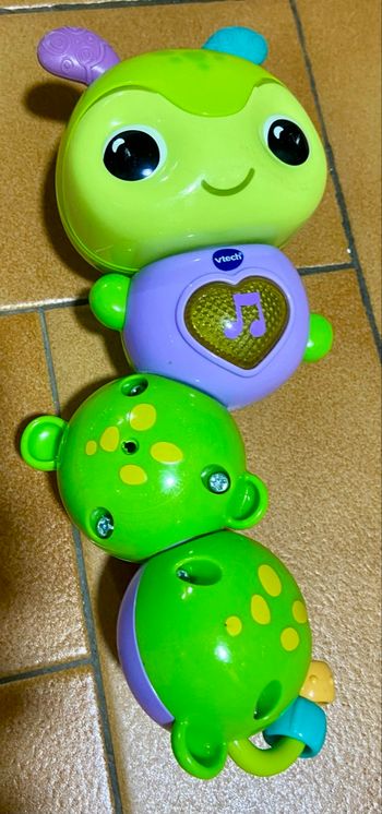 Jouet bébé myrtille twist chenille  vtech 