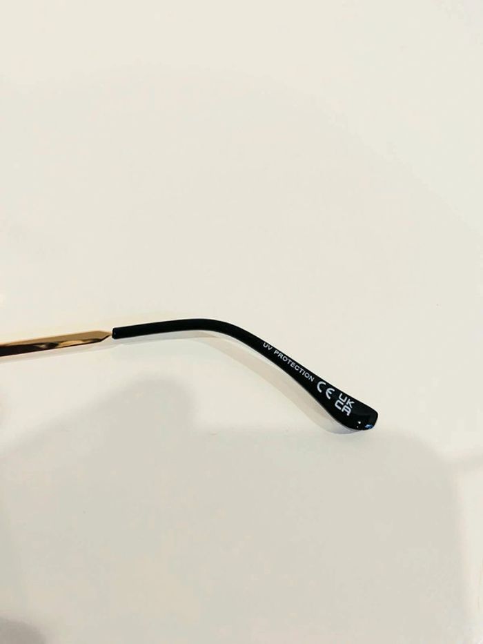 Lunette de soleil mixte noire et dorée verres dégradés UV protection catégorie 3 - photo numéro 6