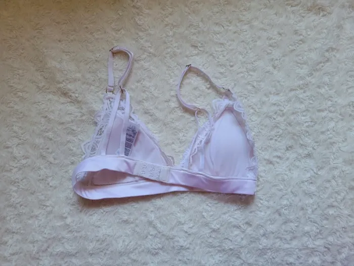 Soutien gorge Triangle 85 B - photo numéro 4