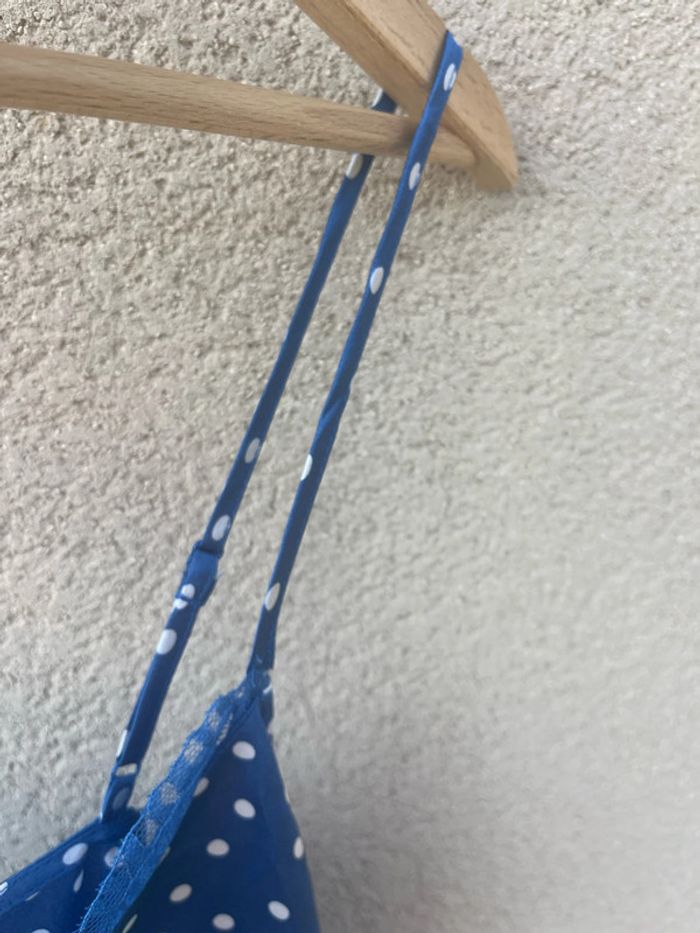 Débardeur bleu - photo numéro 4