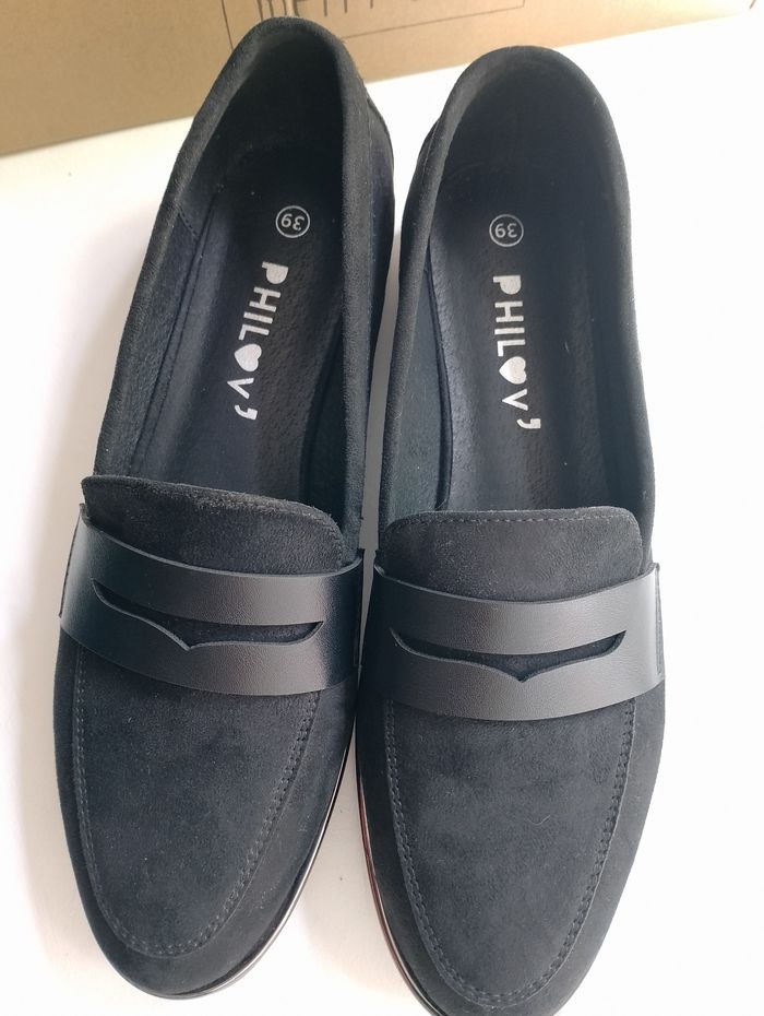 Chaussures neuves - photo numéro 2