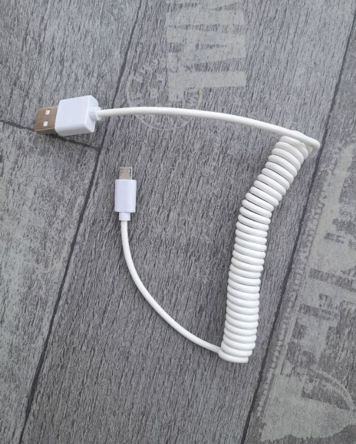 Câble micro USB en spirale, neuf