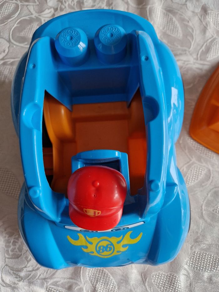Grosse voiture bleue Megabloks - photo numéro 2