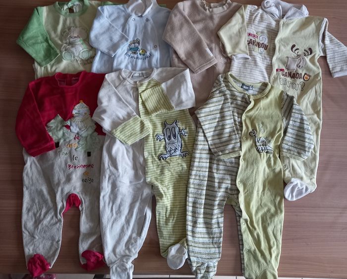 Gros lot de vêtements garçon - photo numéro 2