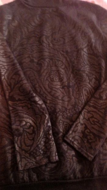 Pull col roulé baroque noir