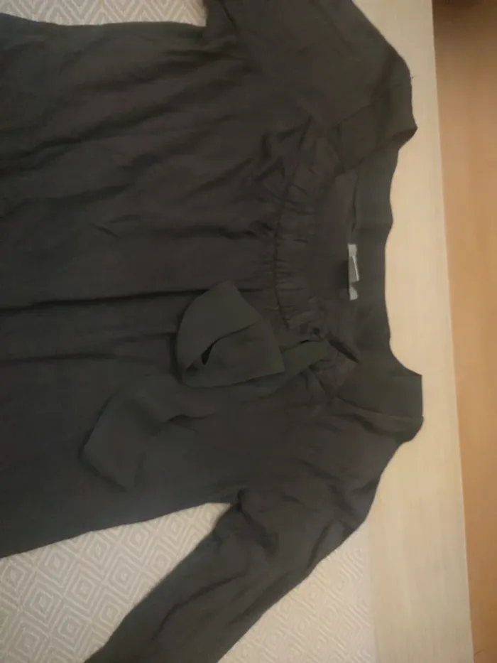 Pull très fin h&m gris 14/16 ans - photo numéro 3