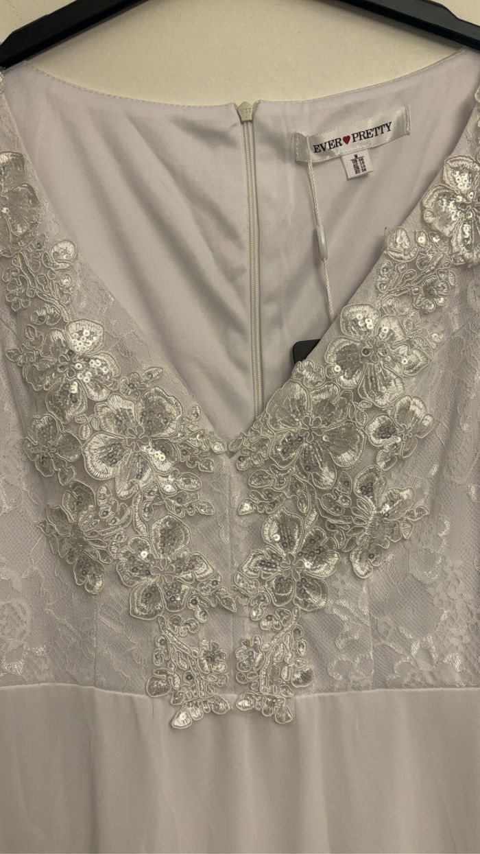 Robe de mariée ou de cérémonie - photo numéro 4