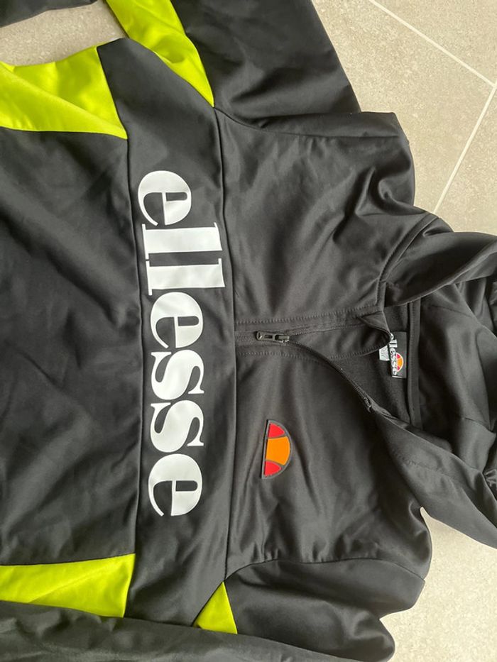 Sweat ellesse - photo numéro 3