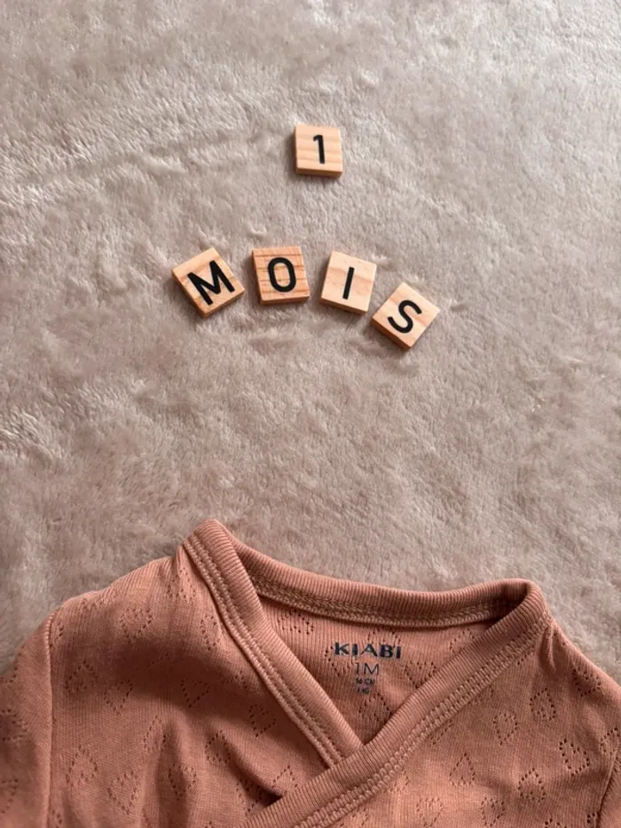 Body manches longues KIABI - 1 mois - photo numéro 2