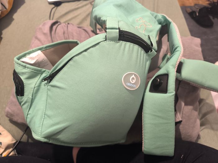 Porte bébé avec siège multi positions - photo numéro 4