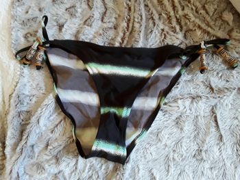 Bas de maillot ds bain taille 40