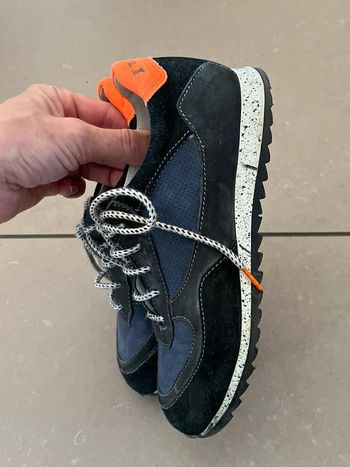 Baskets marine et noire Ikks garçon 32