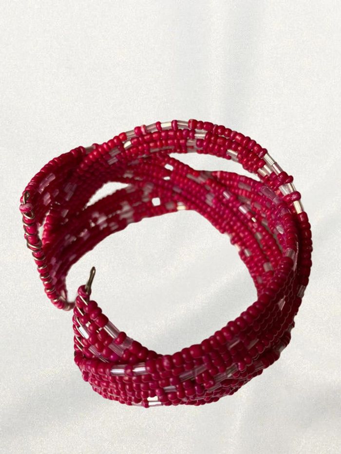 Bracelet rigide perles rose très bon état - photo numéro 2