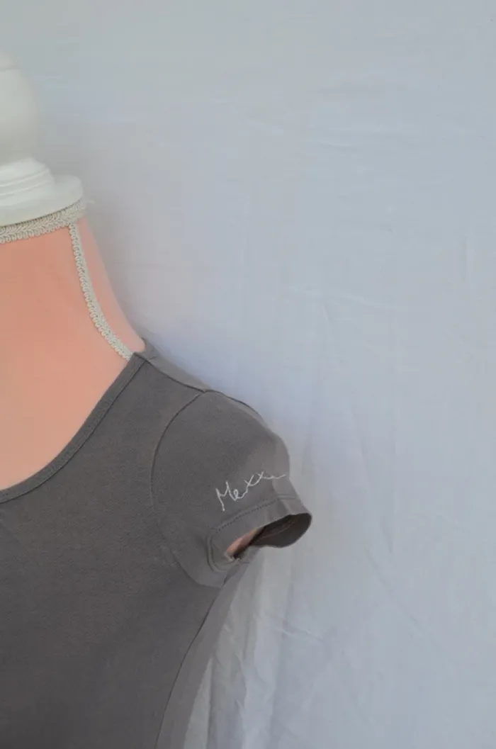 t shirt - photo numéro 2