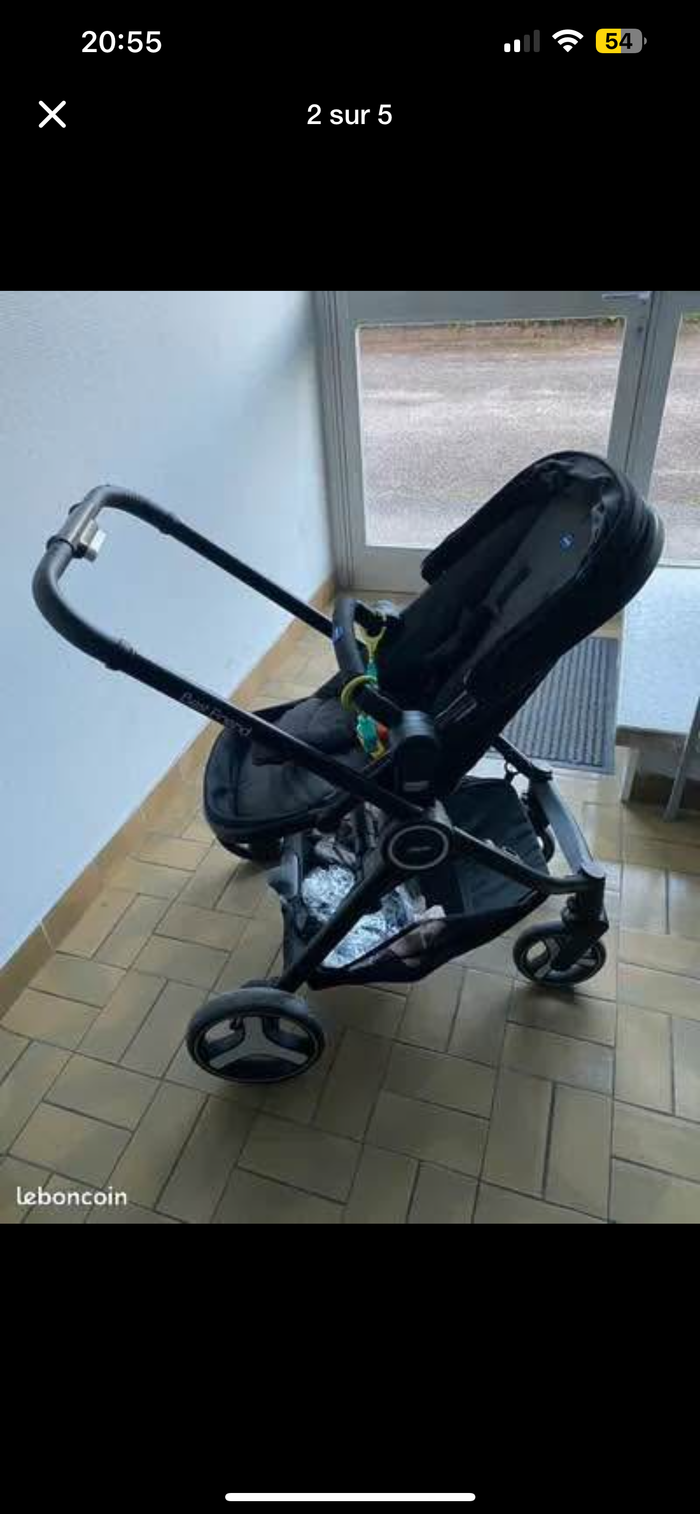 Vend poussette Chicco